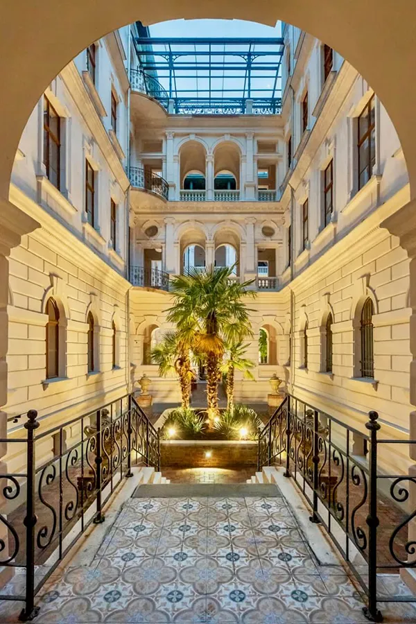 Körönd Palace